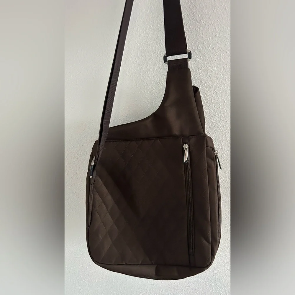 Travelon Dark Brown Men's Crossbody Messenger Bag
